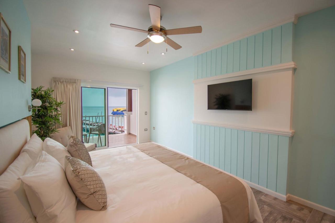 Bartolome Oceanfront Suites Isla Mujeres Exterior photo
