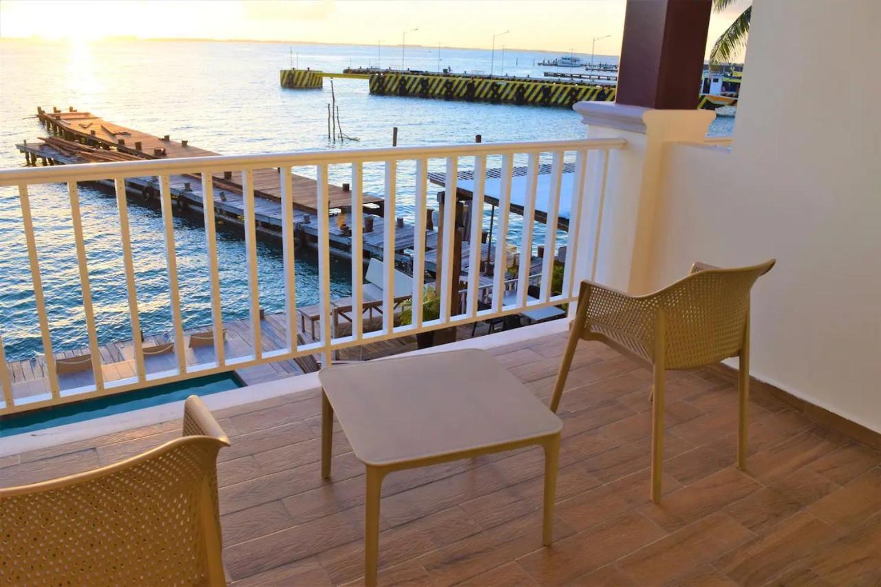 Bartolome Oceanfront Suites Isla Mujeres Exterior photo